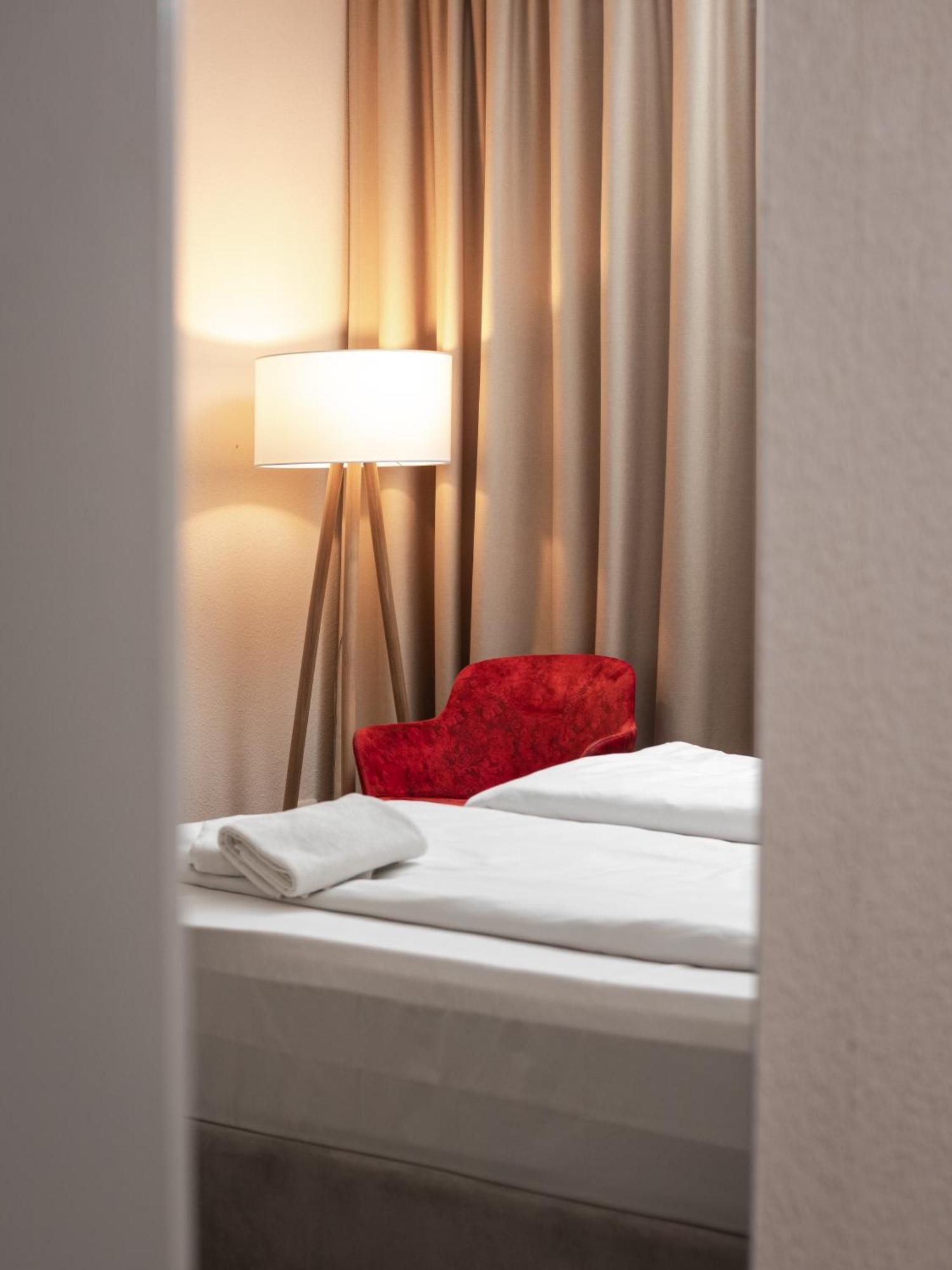 Hotel Ostseeland Rostock Exterior photo
